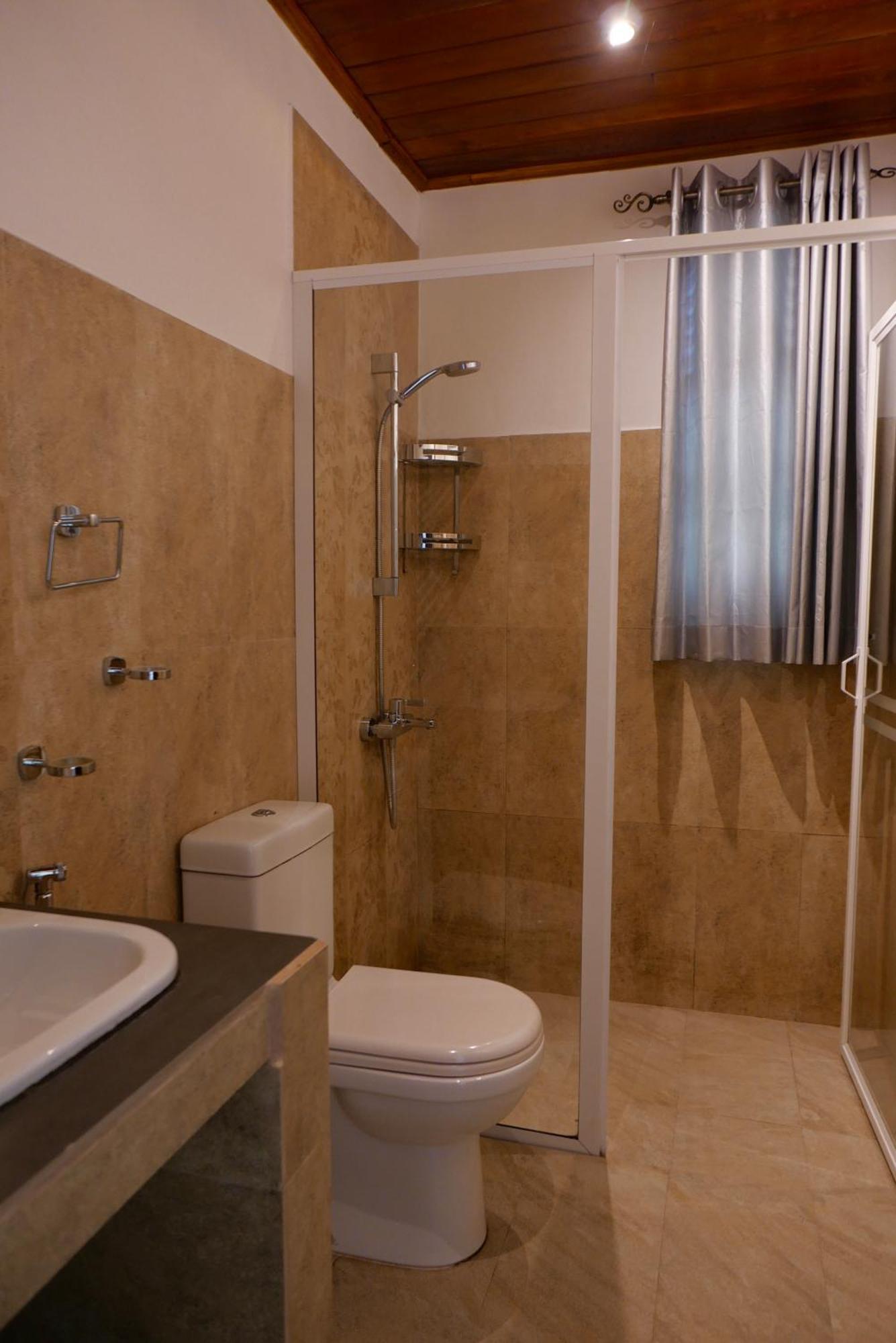 The Bliss Hostel Канди Екстериор снимка