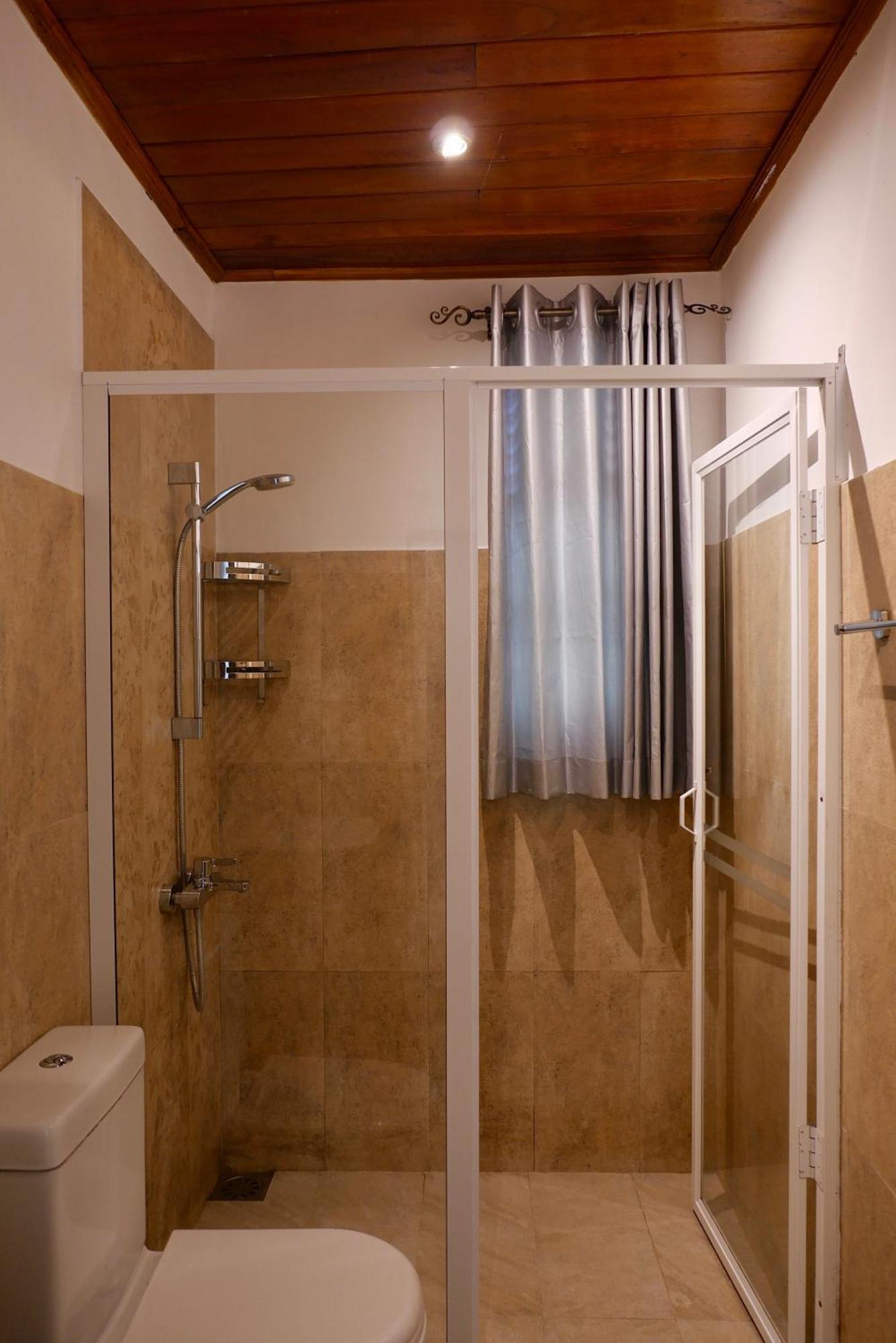 The Bliss Hostel Канди Екстериор снимка